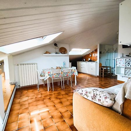 Mansard Apart Alba - Sea 5 Terre-Trekking-Excursions-Relax San Terenzo Ngoại thất bức ảnh