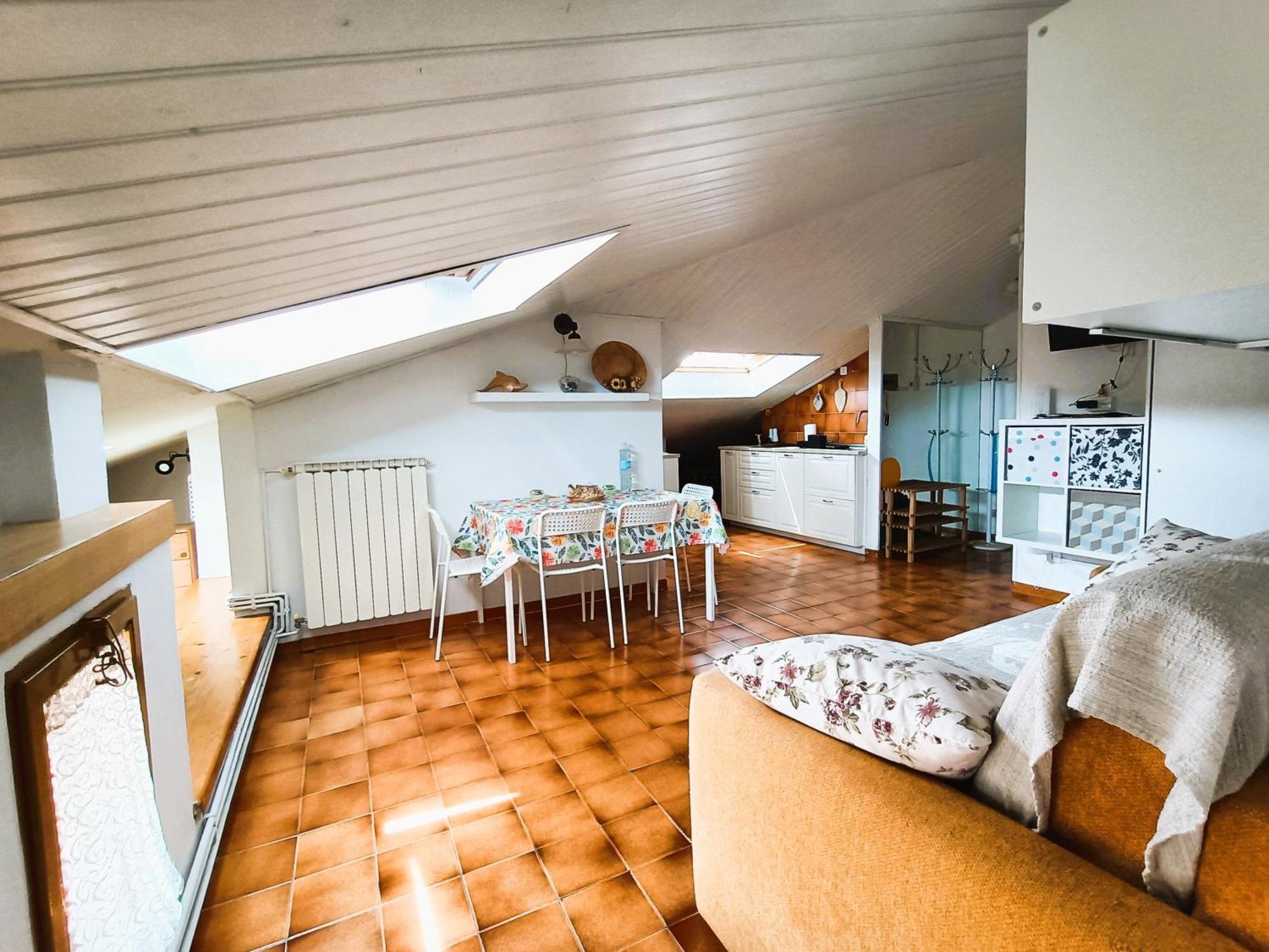 Mansard Apart Alba - Sea 5 Terre-Trekking-Excursions-Relax San Terenzo Ngoại thất bức ảnh
